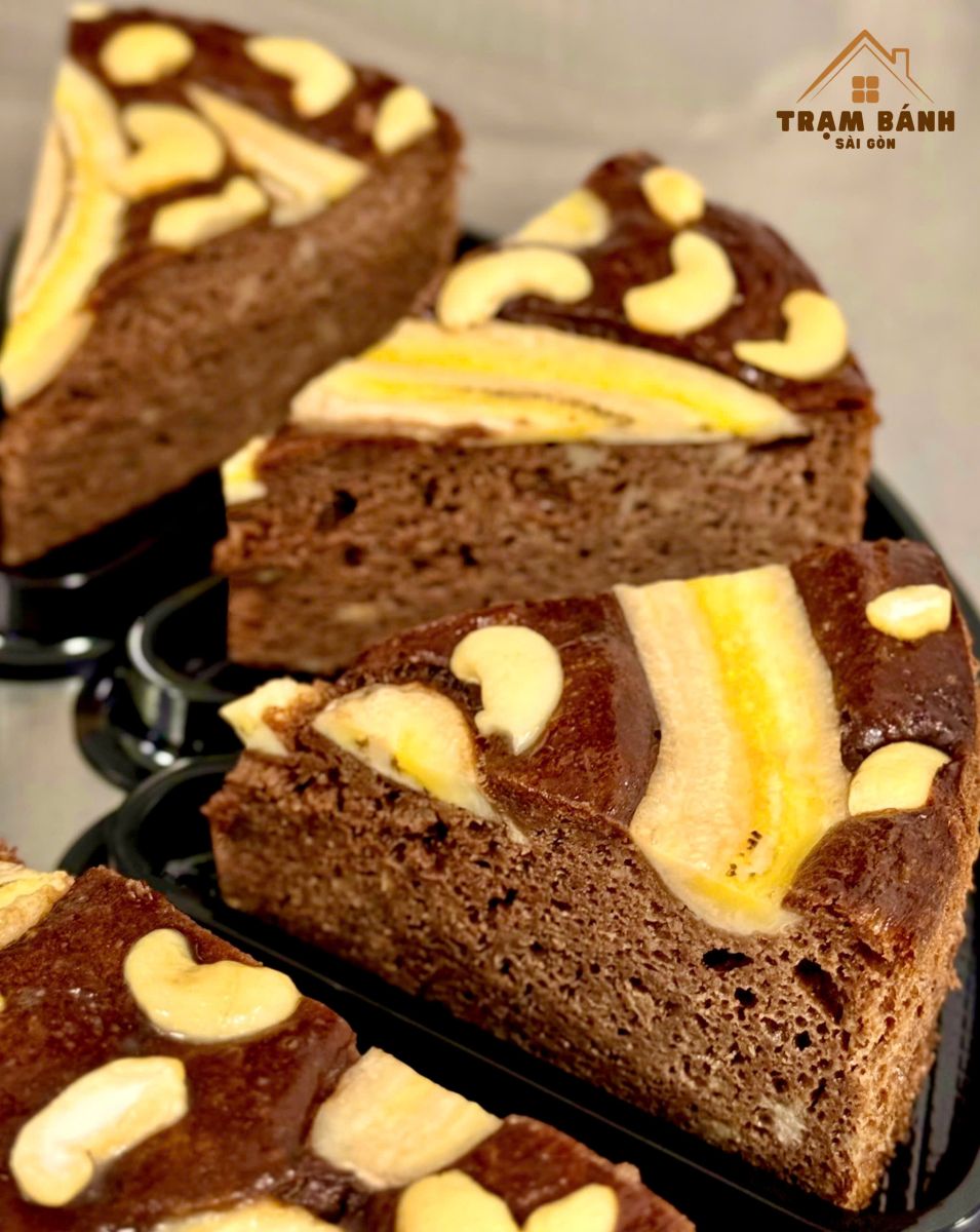 Bánh Chuối Hạt Điều